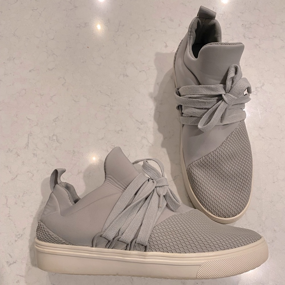 Steve Madden Lancer Sneaker - Picture 1 of 7